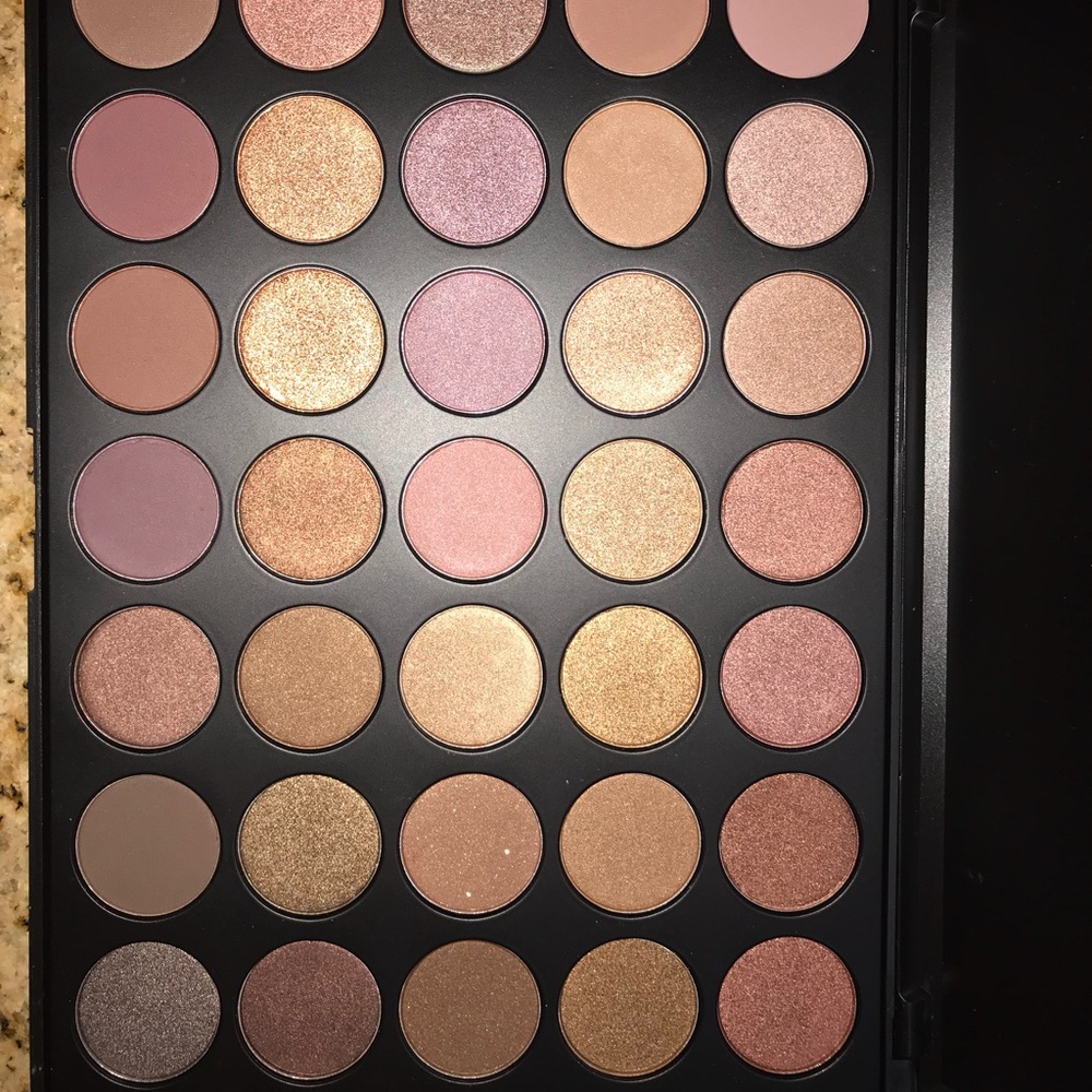 Morphe 35T palette!! Never used!